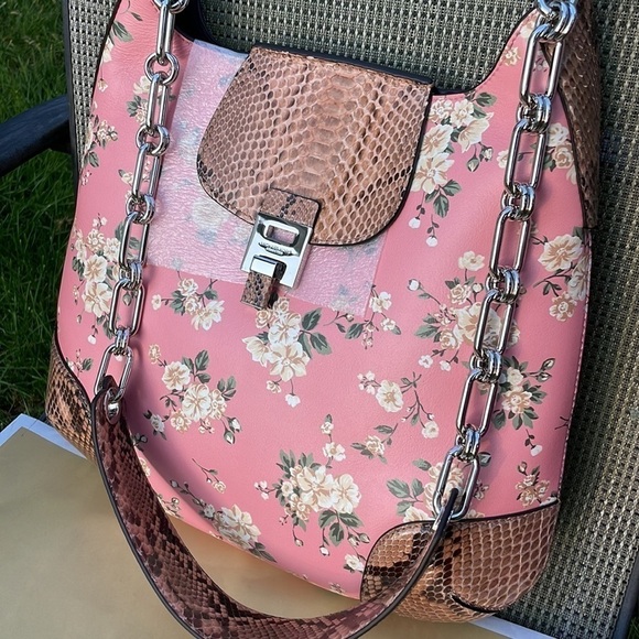 MICHAEL KORS COLLECTION 🌸Bancroft Oversized Calf Leather Python Shoulder Bag - Picture 8 of 14